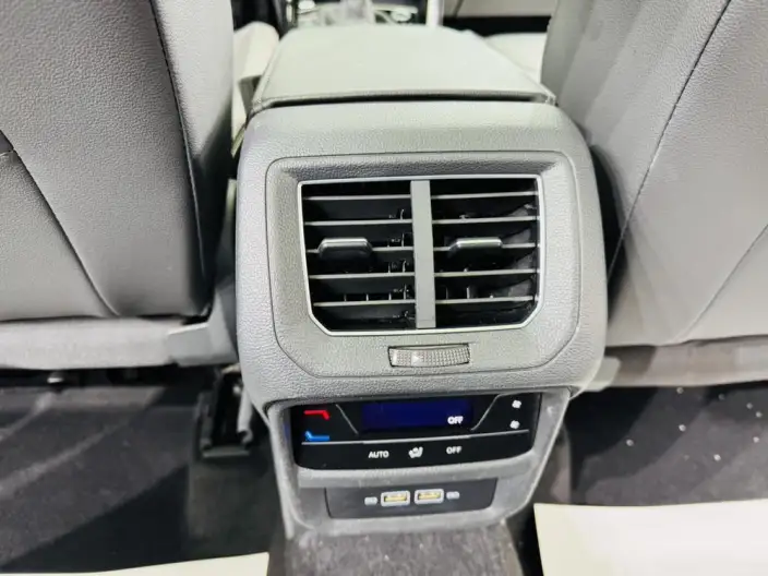 Volkswagen Tayron 2021 Model 280TSI 2WD Luxury Zhilian Edition – фото 10