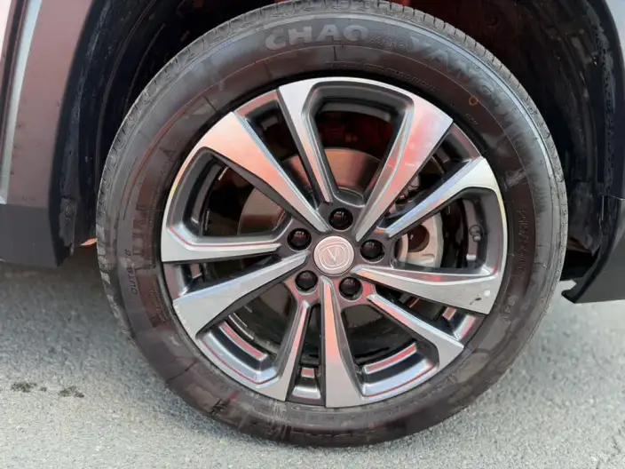 Changan CS35 PLUS 2023 Model Changxiang Edition Blue whale NE 1.4T DCT Luxury Model – фото 9