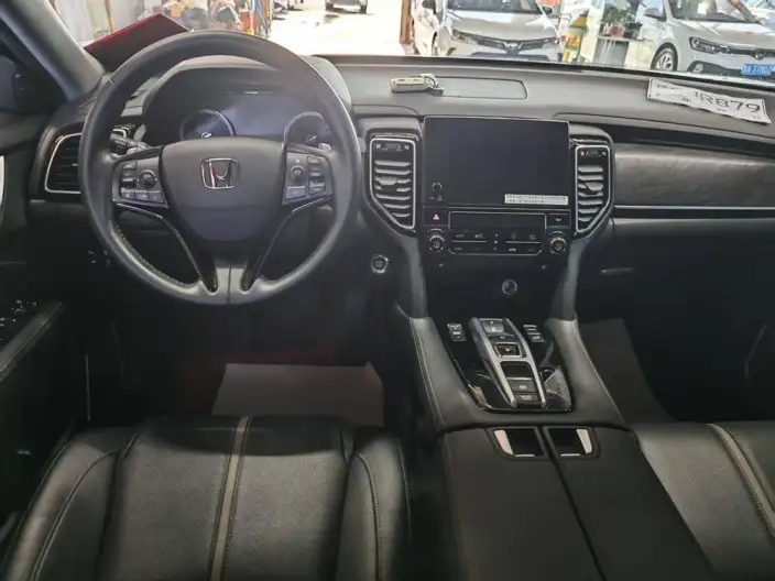 Honda UR-V 2020 Model 370TURBO 4WD Exclusive Edition – фото 6