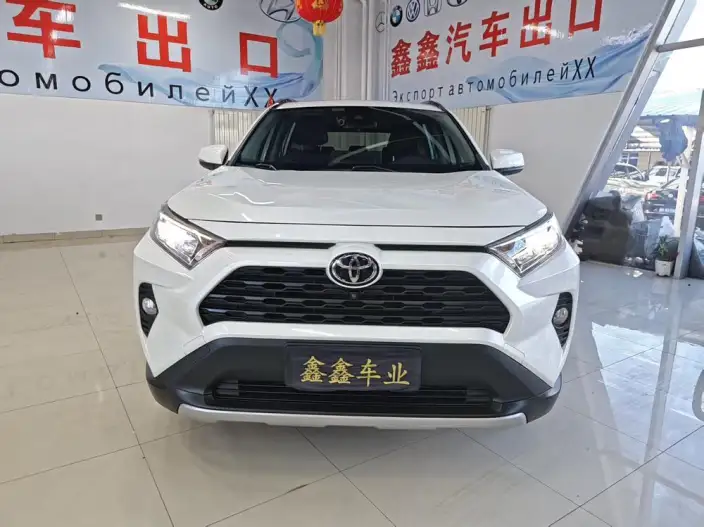 Toyota RAV4 2020 Model 2.0L CVT 4WD Fashion edition – фото 2