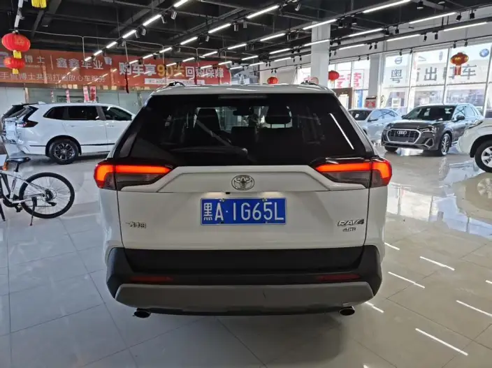 Toyota RAV4 2020 Model 2.0L CVT 4WD Fashion edition – фото 4