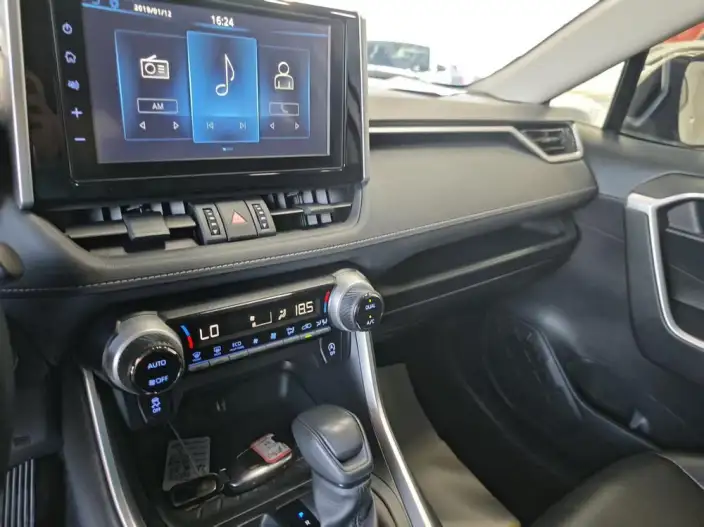 Toyota RAV4 2020 Model 2.0L CVT 4WD Fashion edition – фото 5