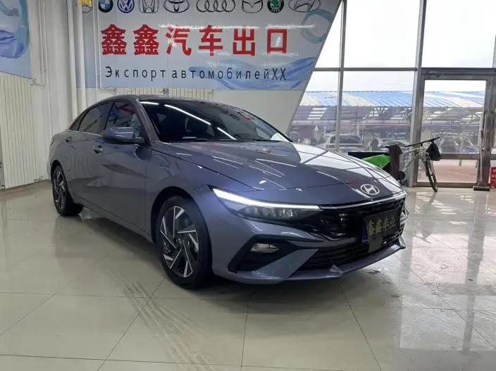 Hyundai Ioniq 2023 Model 1.5L CVT GLX Elite Edition – фото 3