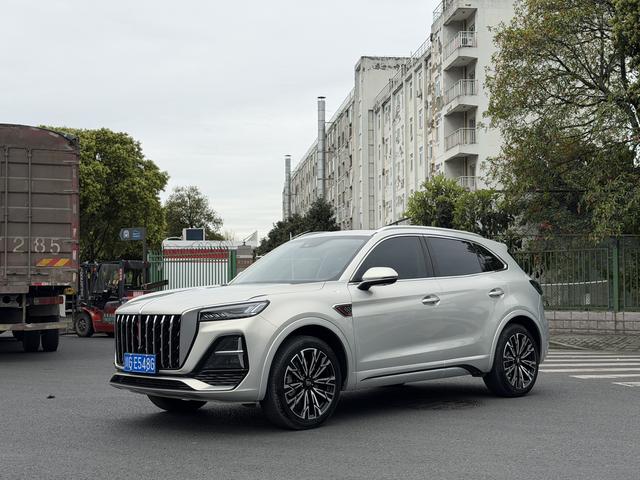 Hongqi HS5 2023 2.0T 4WD Flag Pro – фото 1