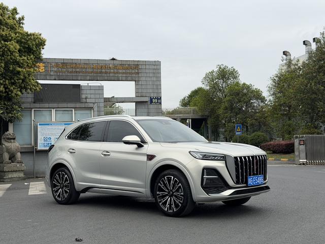 Hongqi HS5 2023 2.0T 4WD Flag Pro – фото 3