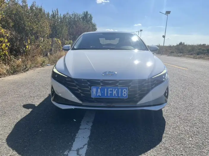 Hyundai Ioniq 2021 Model 1.5L CVT GLX Elite Edition – фото 2