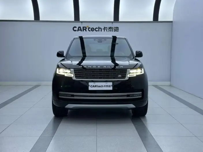 Range Rover 2026 Model 3.0 L6 400PS SE Long axis Edition – фото 2