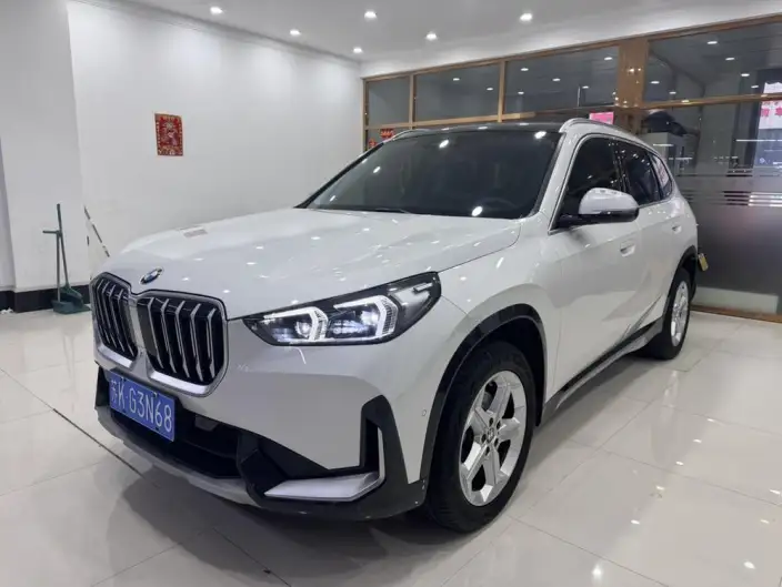BMW X1 2023 Model sDrive20Li X Design Set – фото 1