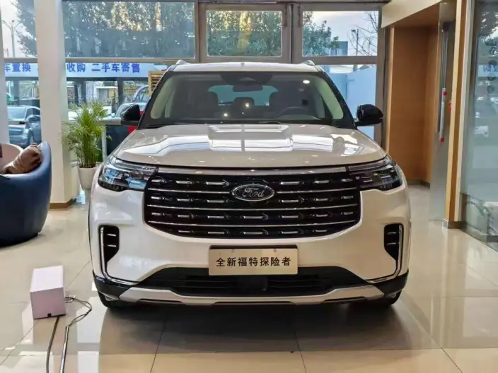 Ford Explorer 2024 Model 2.3T EcoBoost Rear Drive Fashion edition 7 seat – фото 2