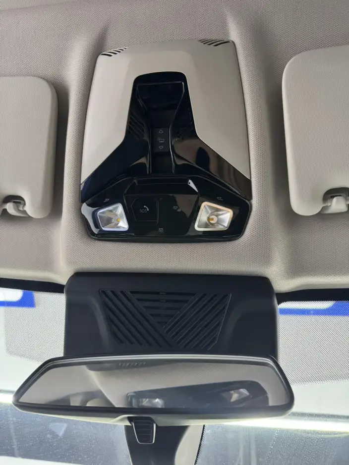 BMW X1 2023 Model sDrive20Li X Design Set – фото 10