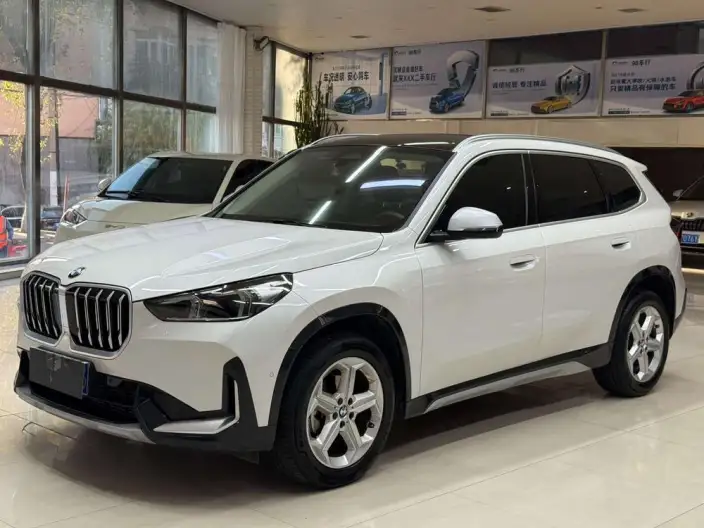 BMW X1 2023 Model sDrive20Li X Design Set – фото 1