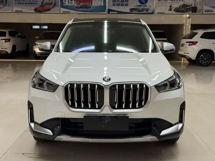 BMW X1 2023 Model sDrive20Li X Design Set – фото 2