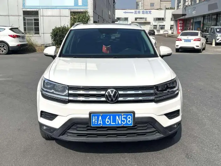 Volkswagen Tharu 2022 Model 280TSI 2WD Deluxe Edition – фото 2