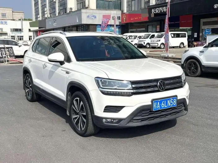 Volkswagen Tharu 2022 Model 280TSI 2WD Deluxe Edition – фото 3