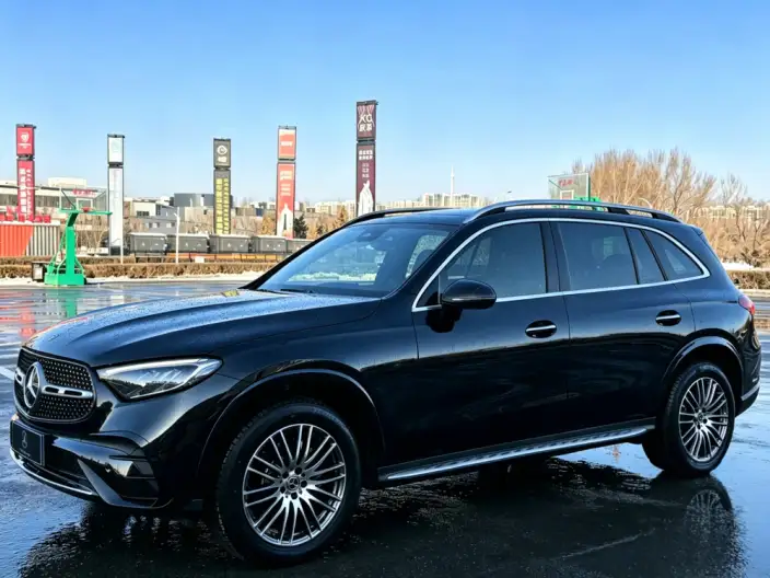 Mercedes-Benz GLC 2024 Model GLC 300 L 4MATIC Dynamic Model 5 seat – фото 1
