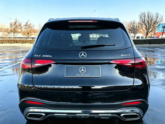 Mercedes-Benz GLC 2024 Model GLC 300 L 4MATIC Dynamic Model 5 seat – фото 4