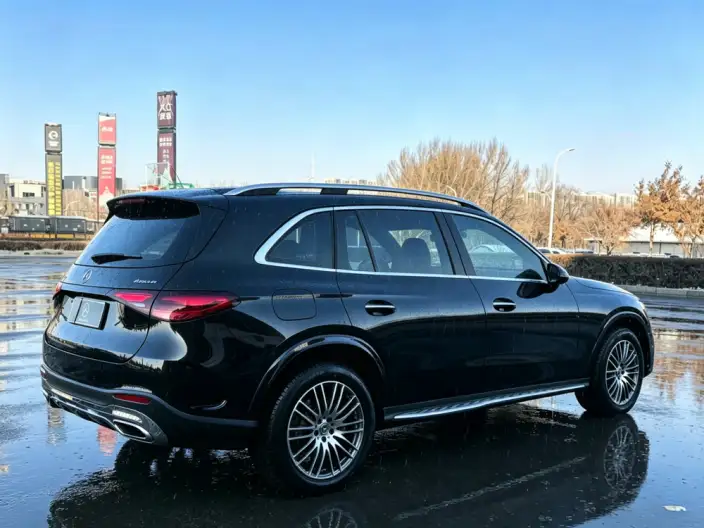 Mercedes-Benz GLC 2024 Model GLC 300 L 4MATIC Dynamic Model 5 seat – фото 5