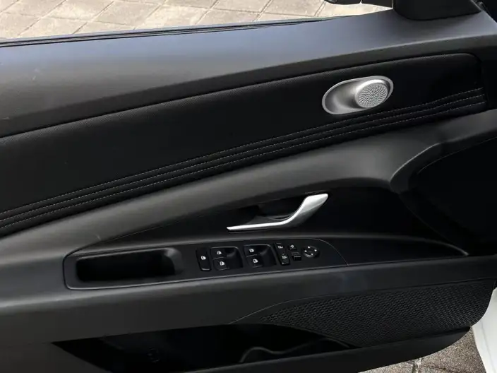 Hyundai Ioniq 2022 Model 1.5L CVT LUX Premium Edition – фото 7