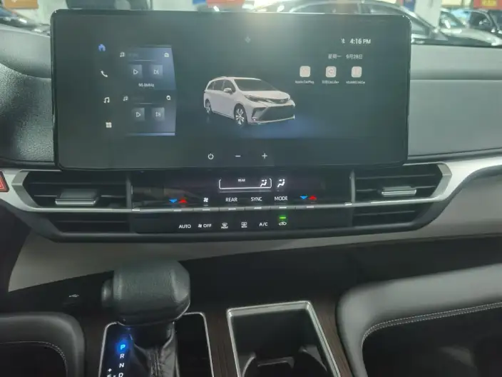 Granvia 2024 Model Intelligent Hybrid 2.5L 2WD Comfort Edition – фото 8