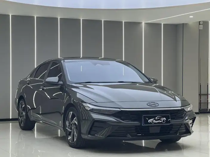 Hyundai Ioniq 2023 Model 1.5L CVT LUX Premium Edition – фото 3