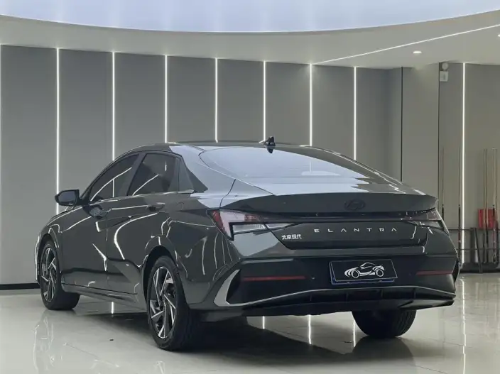 Hyundai Ioniq 2023 Model 1.5L CVT LUX Premium Edition – фото 4