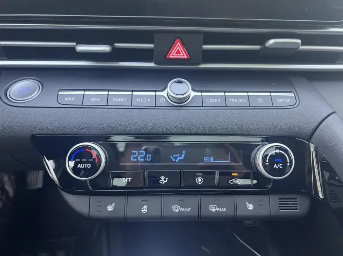Hyundai Ioniq 2023 Model 1.5L CVT LUX Premium Edition – фото 9