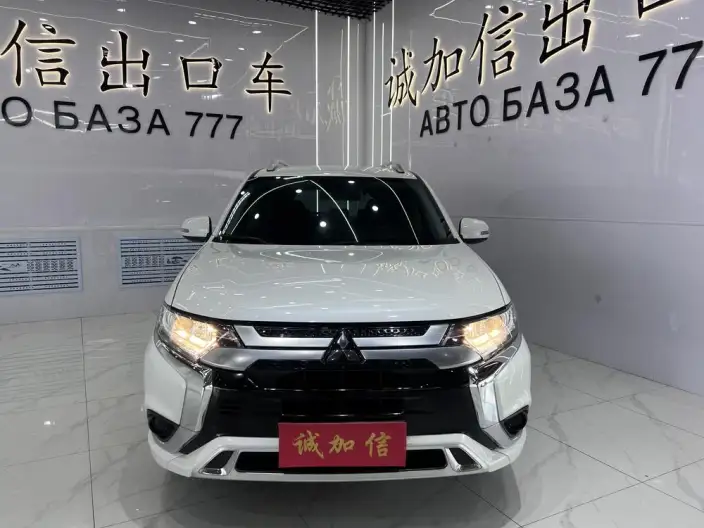 Mitsubishi Outlander 2021 Model 2.0L 2WD Smooth Ride Edition 5 seat
