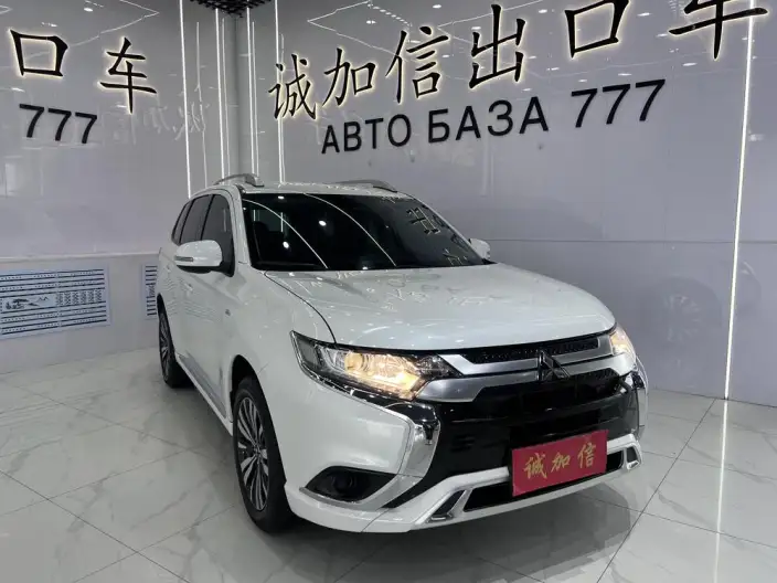 Mitsubishi Outlander 2021 Model 2.0L 2WD Smooth Ride Edition 5 seat