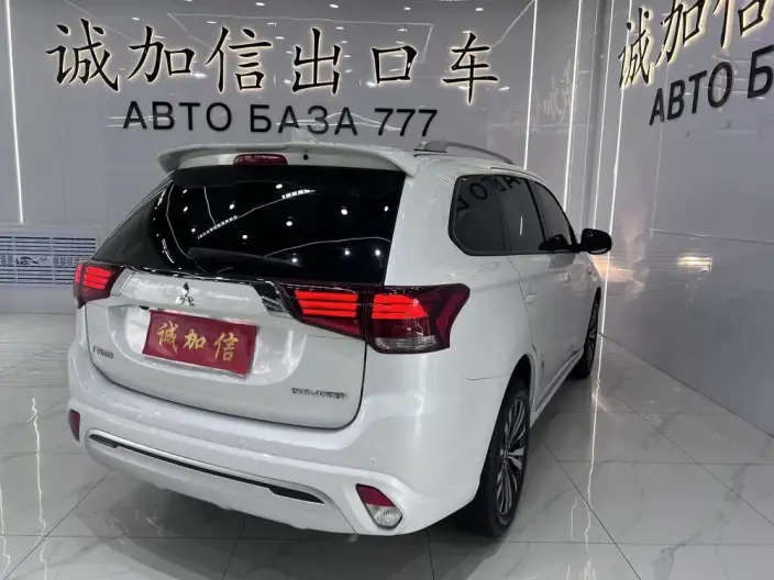 Mitsubishi Outlander 2021 Model 2.0L 2WD Smooth Ride Edition 5 seat – фото 6