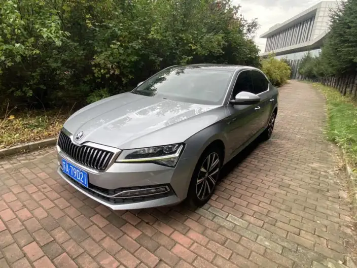 Skoda Superb 2023 Model Facelift TSI280 DSG Exclusive Edition – фото 1