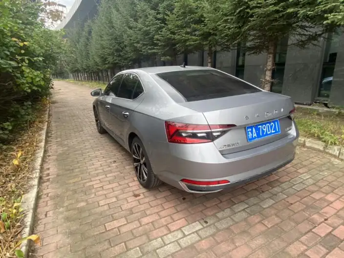 Skoda Superb 2023 Model Facelift TSI280 DSG Exclusive Edition – фото 4