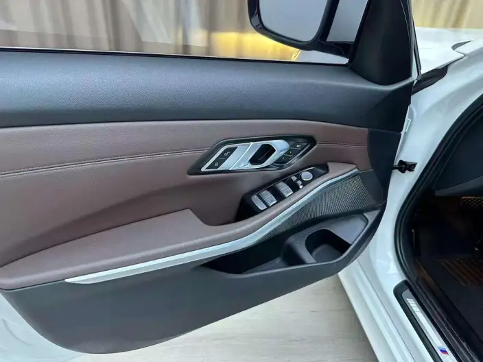 BMW 3 Series 2023 Model 320Li M Sports Set – фото 10
