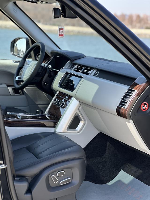 Range Rover 2014 модификация 3.0 V6 SC Vogue – фото 8