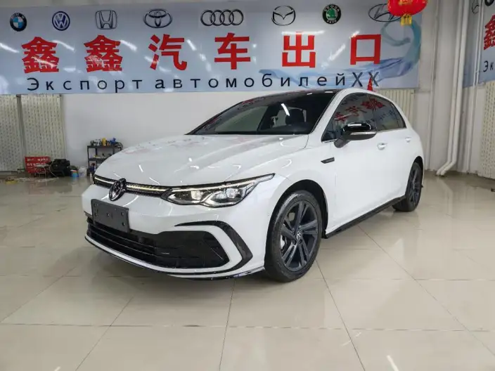 Volkswagen Golf 2023 Model 280TSI DSG R-Line Lite – фото 1