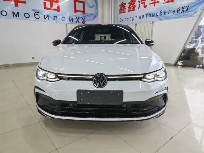 Volkswagen Golf 2023 Model 280TSI DSG R-Line Lite – фото 2