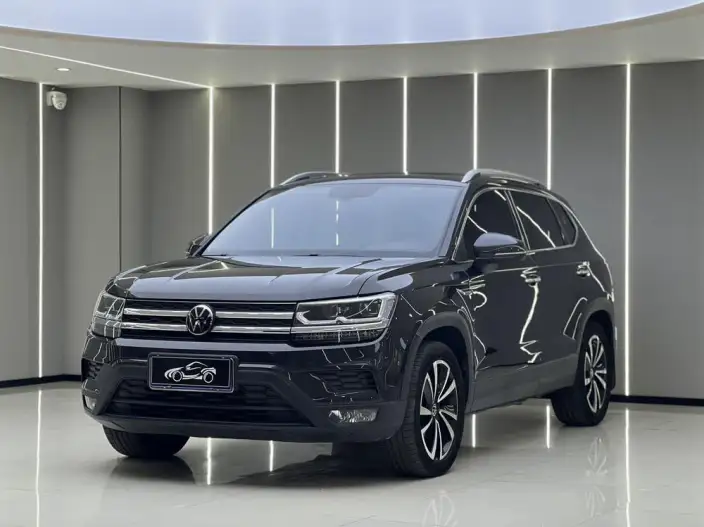 Volkswagen Tharu 2022 Model 280TSI 2WD Deluxe Edition – фото 1