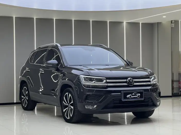 Volkswagen Tharu 2022 Model 280TSI 2WD Deluxe Edition – фото 3