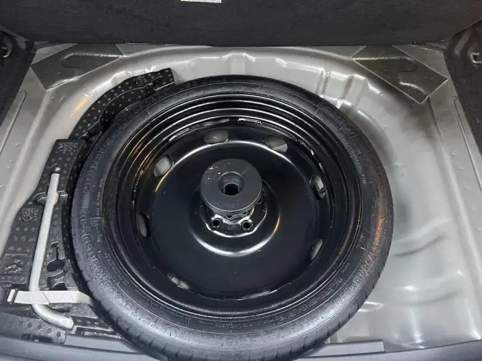 Volkswagen Tharu 2022 Model 280TSI 2WD Deluxe Edition – фото 9