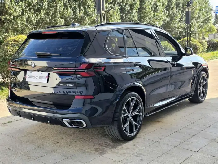 BMW X5 2025 Model xDrive30Li Exclusive Model M Sports Night Set – фото 6
