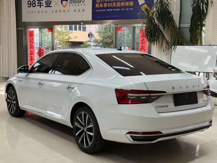 Skoda Superb 2023 Model TSI280 DSG Exclusive Edition – фото 4