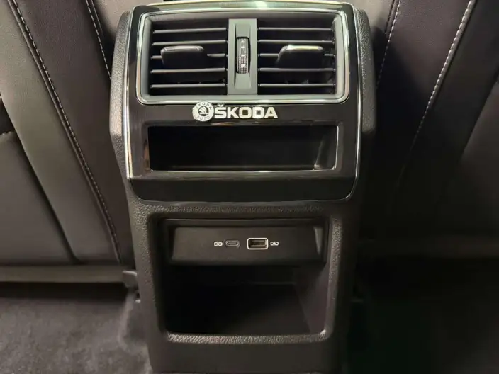 Skoda Superb 2023 Model TSI280 DSG Exclusive Edition – фото 8
