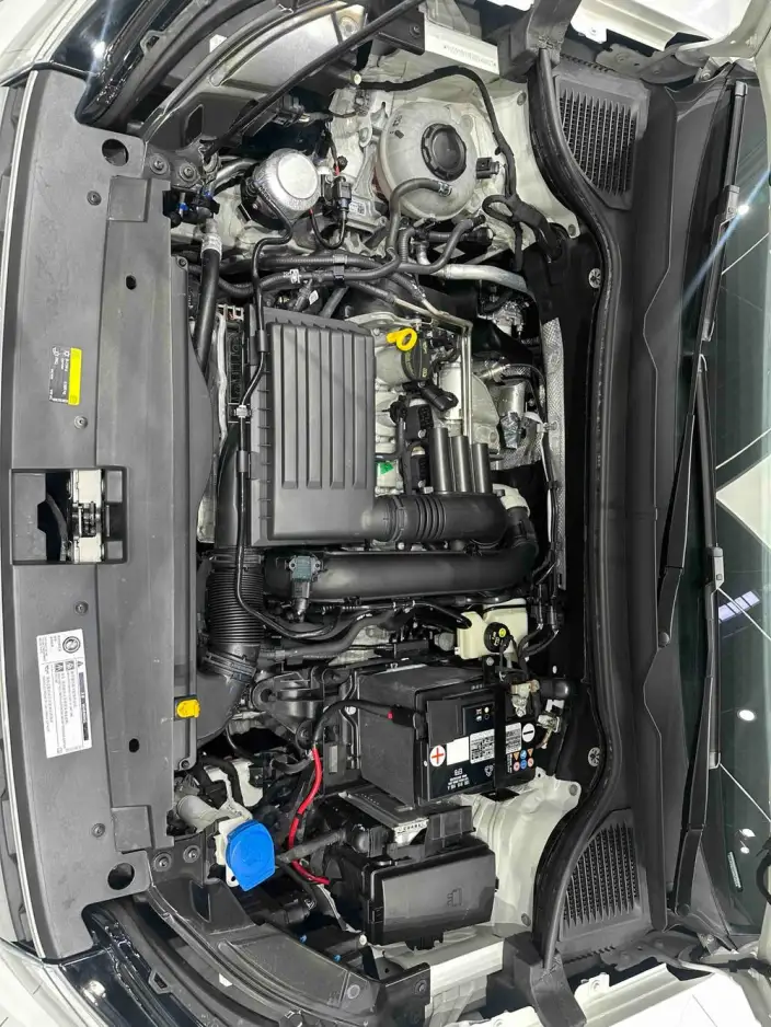 Volkswagen Tharu 2022 Model 280TSI 2WD Deluxe Edition – фото 9
