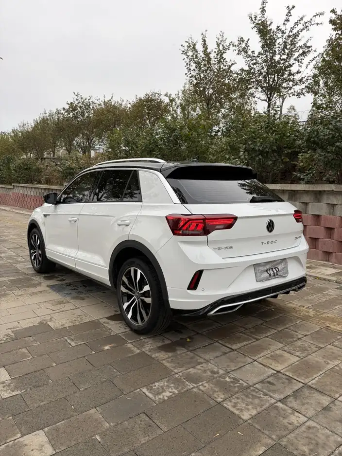 Volkswagen T-Roc 2022 Model 280TSI DSG 2WD R-Line Pro PLUS – фото 4