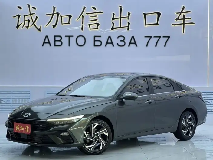 Hyundai Ioniq 2023 Model 1.5L CVT GLX Elite Edition – фото 1