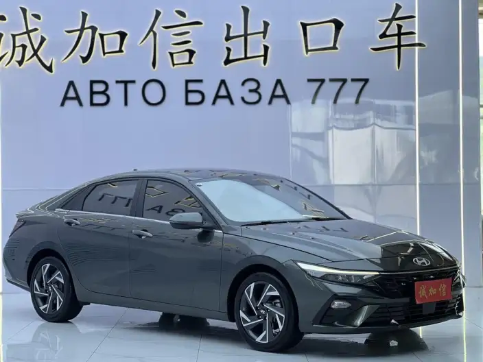 Hyundai Ioniq 2023 Model 1.5L CVT GLX Elite Edition – фото 3