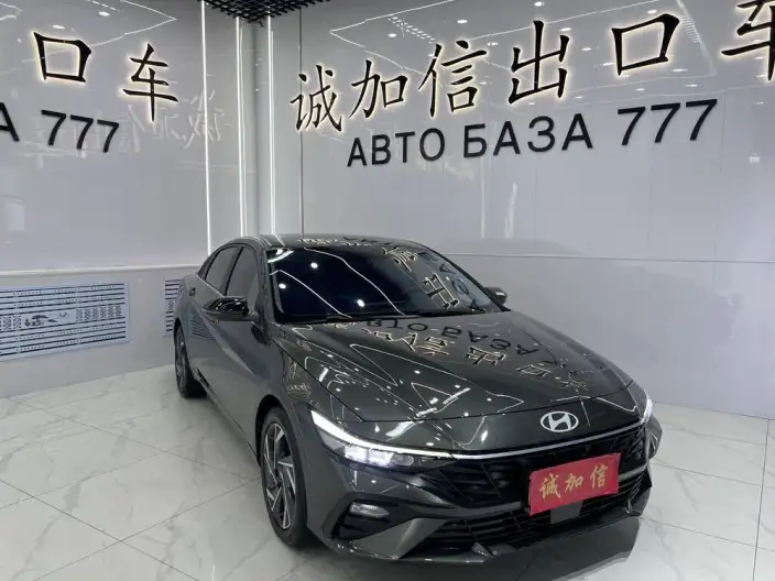 Hyundai Ioniq 2023 Model 1.5L CVT GLX Elite Edition – фото 3