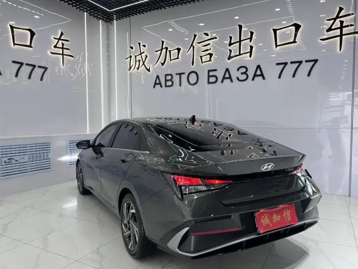 Hyundai Ioniq 2023 Model 1.5L CVT GLX Elite Edition – фото 4
