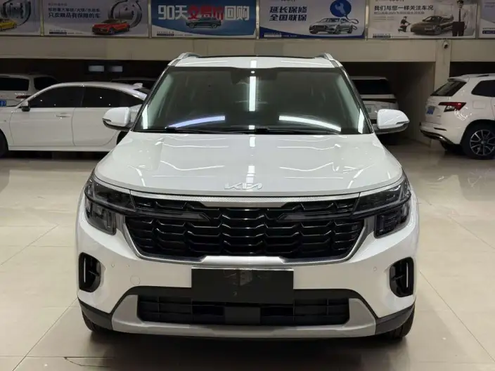 Kia Seltos 2023 Model 1.5L IVT Deluxe Edition – фото 2