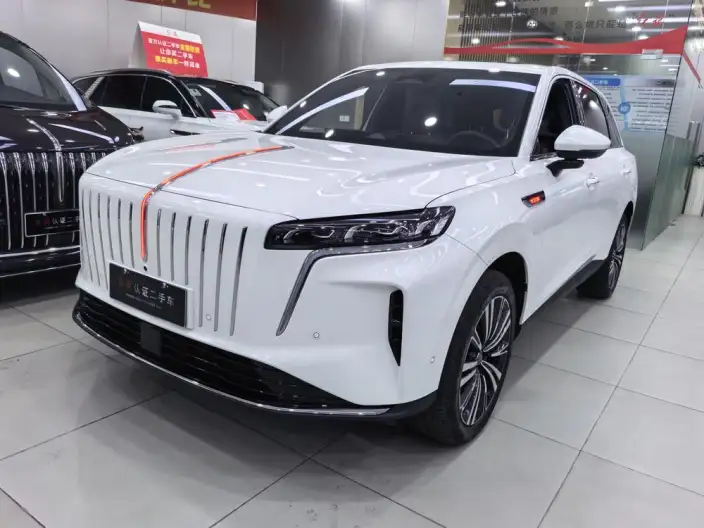 HONGQI HS6 PHEV 2026 Model 240 Smart Hybrid Edition – фото 1