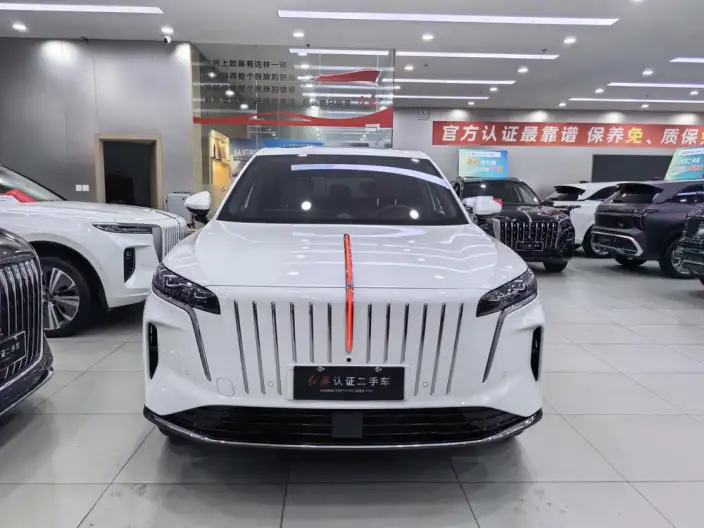 HONGQI HS6 PHEV 2026 Model 240 Smart Hybrid Edition – фото 2